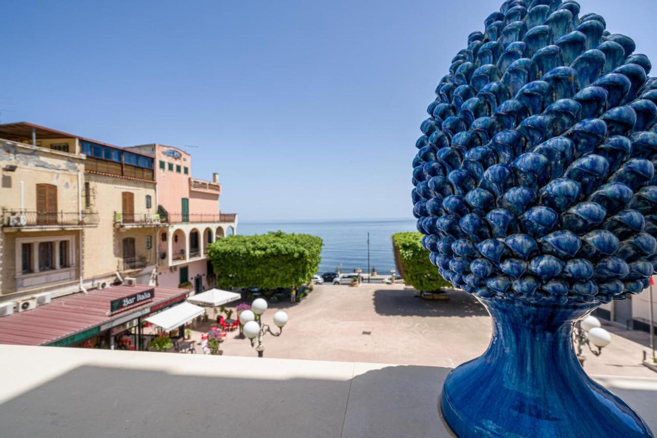 La Casa Di Nonna Piera Hotel Giardini Naxos Bagian luar foto