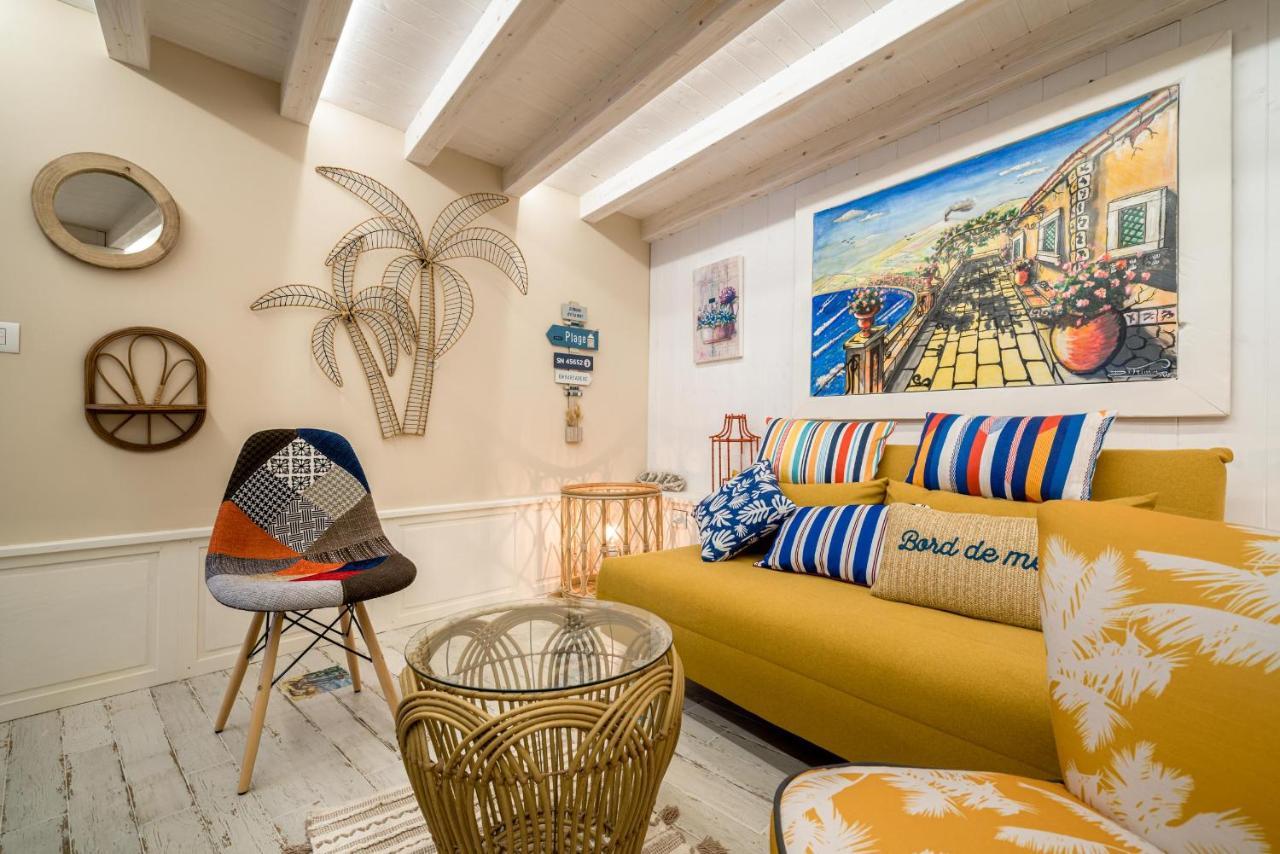 La Casa Di Nonna Piera Hotel Giardini Naxos Bagian luar foto